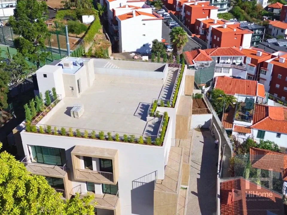 Apartamento T2 para Venda em São Martinho Foto 3