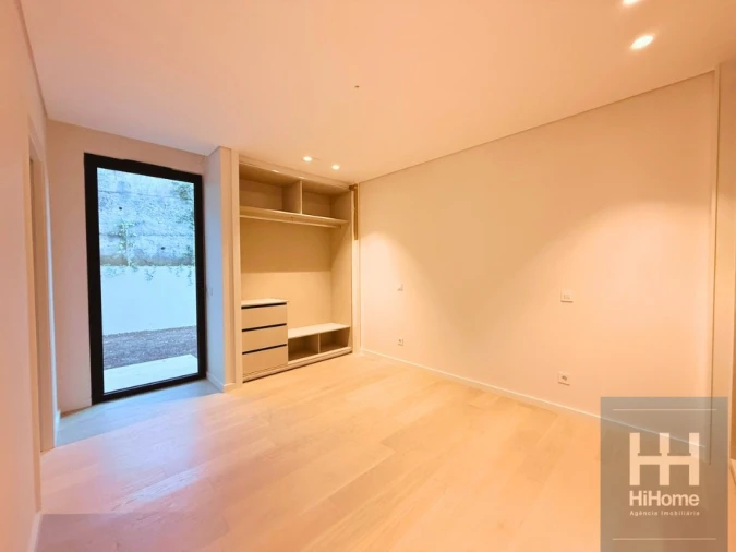 Apartamento T2 para Venda em São Martinho Foto 25
