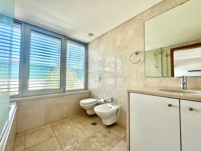 Moradia T4 para Arrendamento em Oeiras e São Julião da Barra, Paço de Arcos e Caxias Foto 31