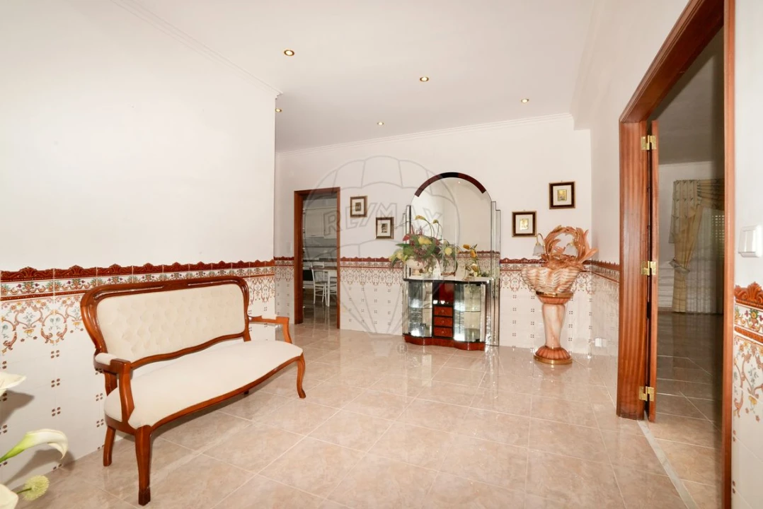 Moradia T5 para Venda em Arruda dos Vinhos Foto 7