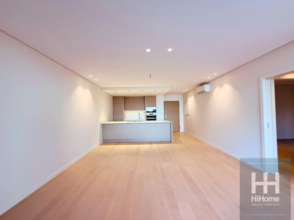 Apartamento T3 para Venda em São Martinho Foto 18