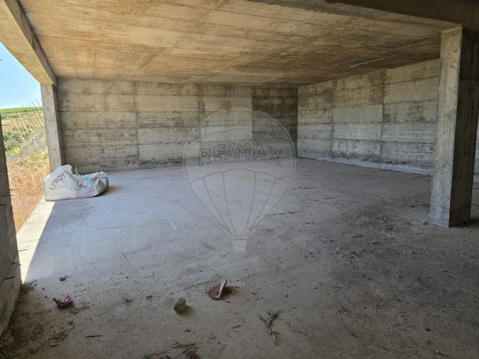 Terreno para Venda em Arruda dos Vinhos Foto 2