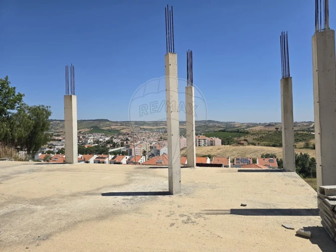 Terreno para Venda em Arruda dos Vinhos Foto 6