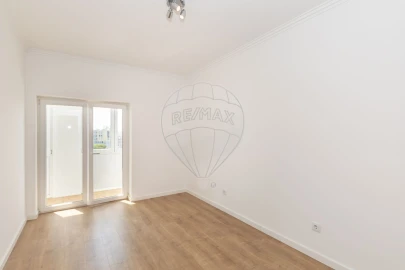 Apartamento T3 para Venda em Almada, Cova da Piedade, Pragal e Cacilhas