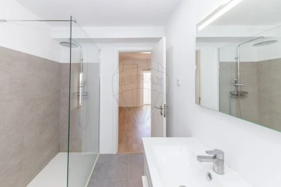 Apartamento T3 para Venda em Almada, Cova da Piedade, Pragal e Cacilhas