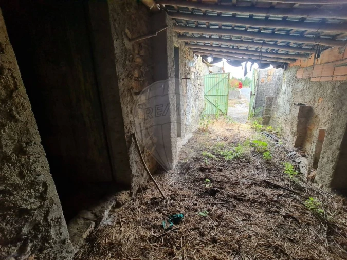 Armazém para Venda em Amendoa Foto 9