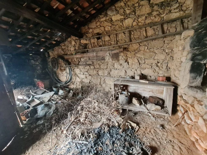 Armazém para Venda em Amendoa Foto 5