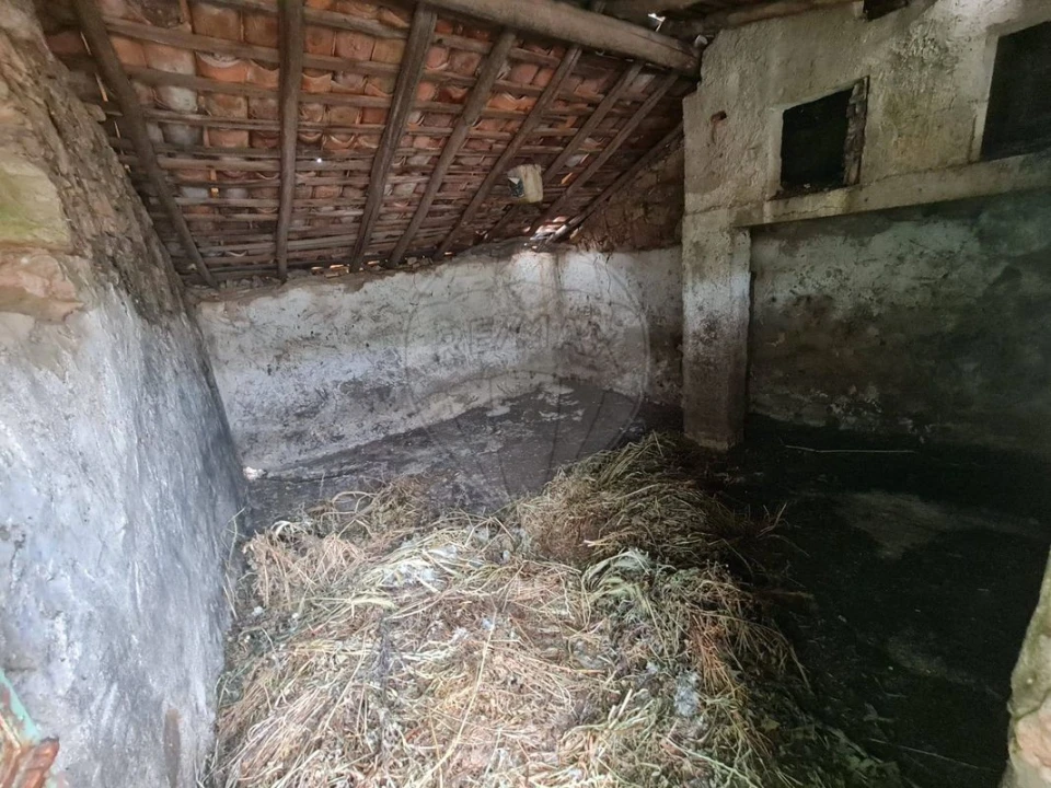 Armazém para Venda em Amendoa Foto 6