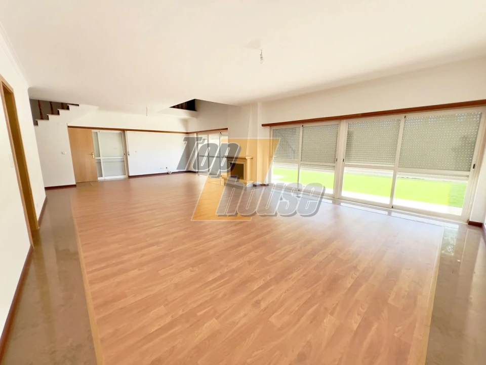 Moradia T4 para Venda em Sesimbra (Castelo) Foto 5