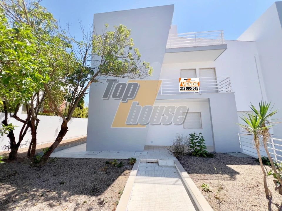 Moradia T4 para Venda em Sesimbra (Castelo) Foto 1