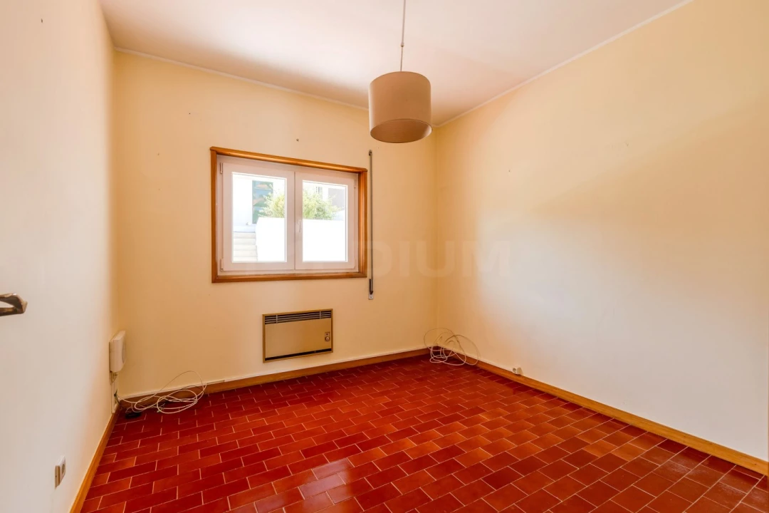 Moradia T4 para Venda em Oliveira (São Mateus) Foto 12