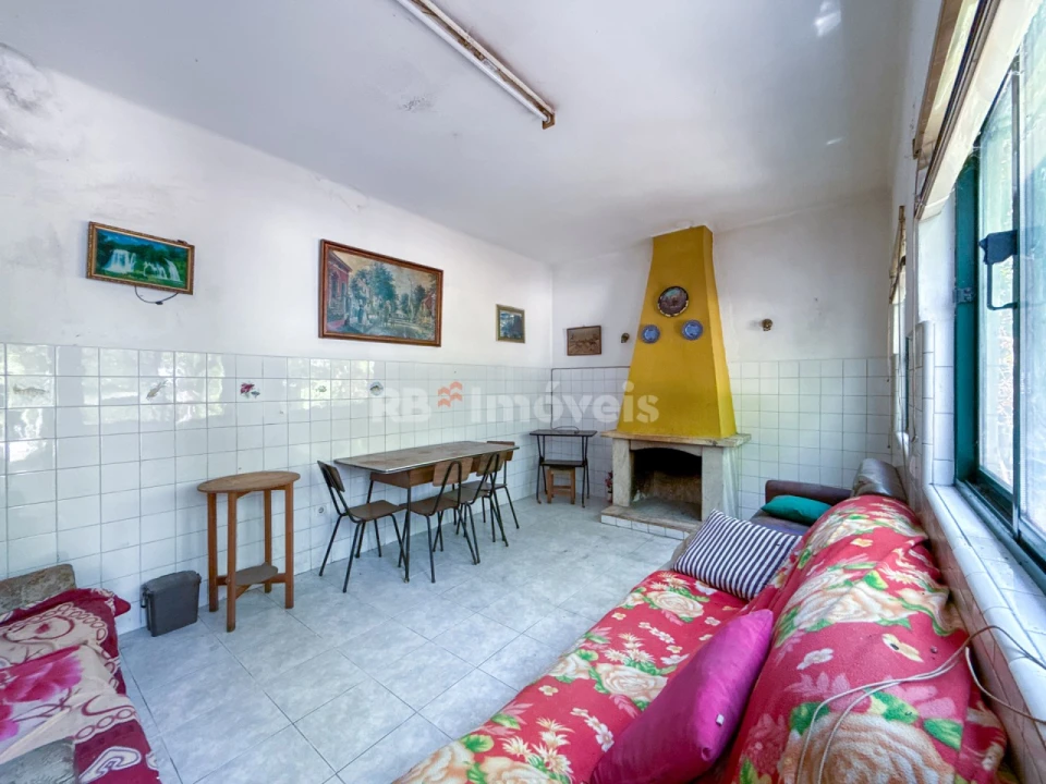 Moradia T3 para Venda em Tramagal Foto 4