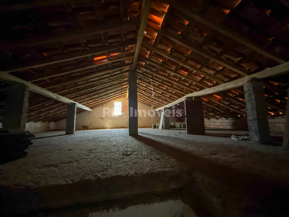 Moradia T3 para Venda em Tramagal Foto 38