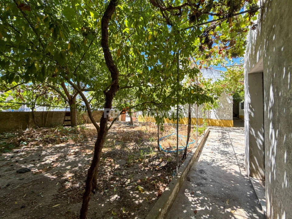 Moradia T3 para Venda em Tramagal Foto 46