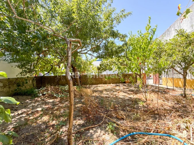 Moradia T3 para Venda em Tramagal Foto 43