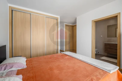 Moradia T4 para Venda em Nadadouro