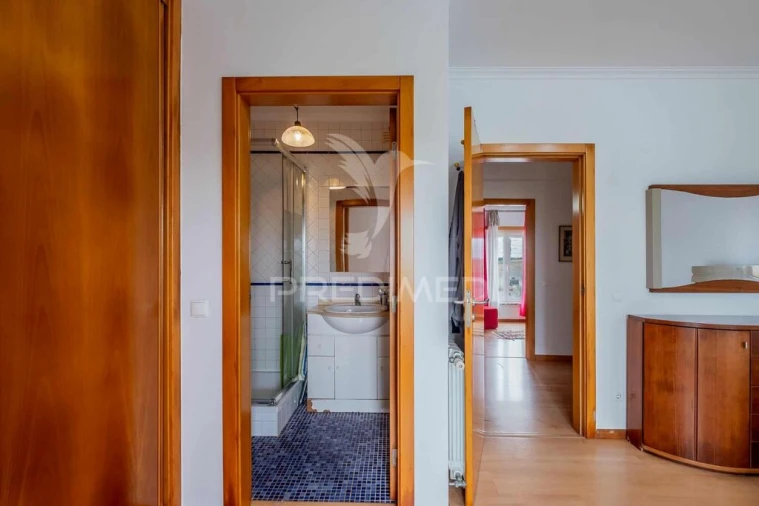 Moradia T3 para Venda em Santa Barbara Foto 19