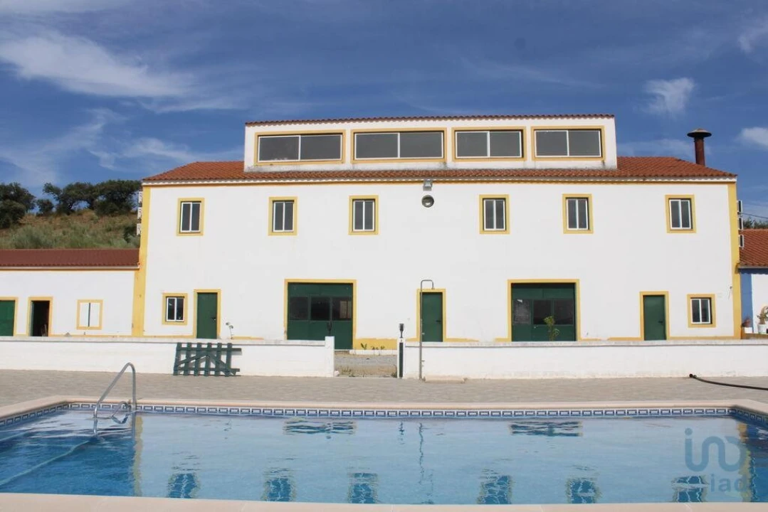 Moradia T13 para Venda em São João Baptista Foto 1