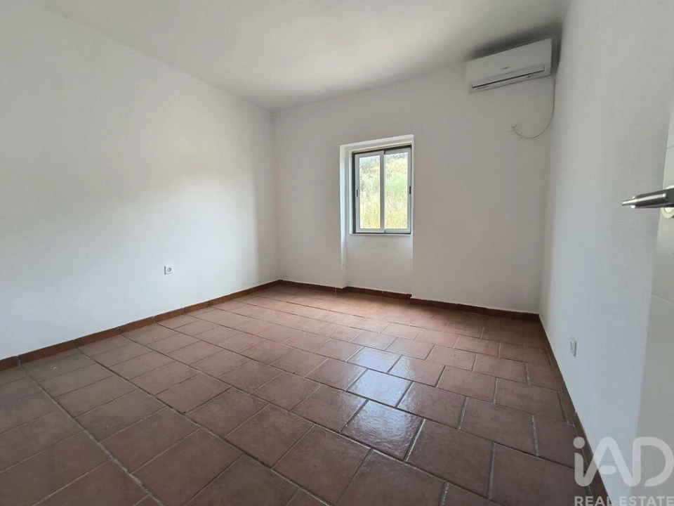 Moradia T13 para Venda em São João Baptista Foto 17