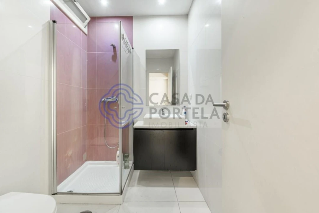 Moradia T5 para Venda em Rio Tinto Foto 20