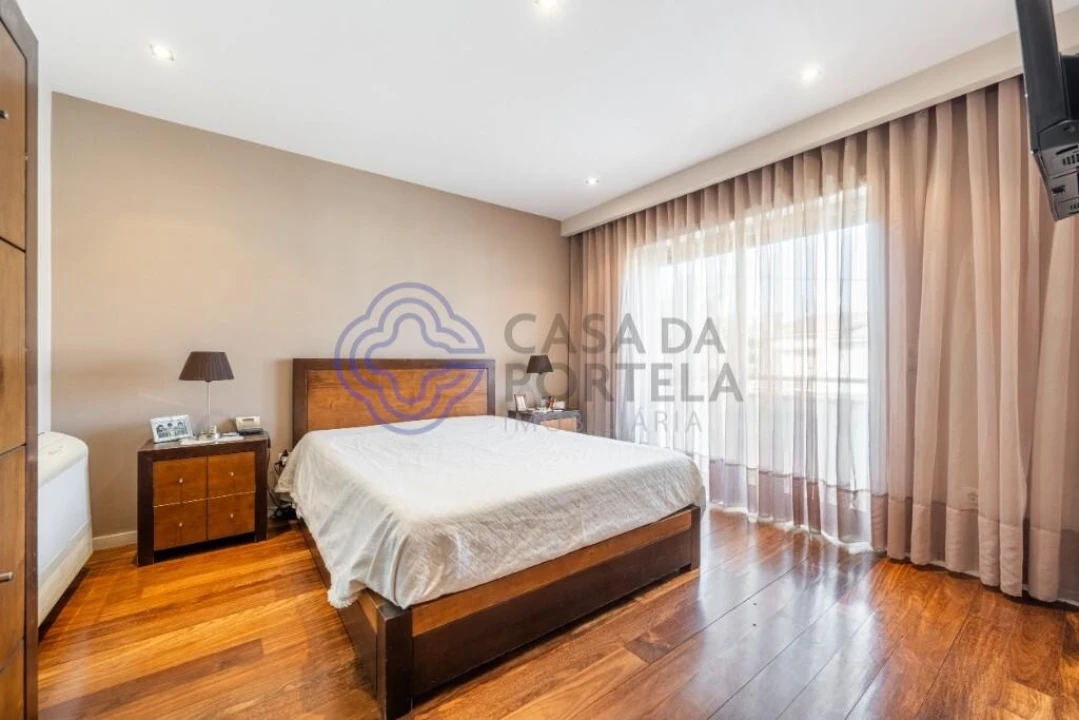 Moradia T5 para Venda em Rio Tinto Foto 14