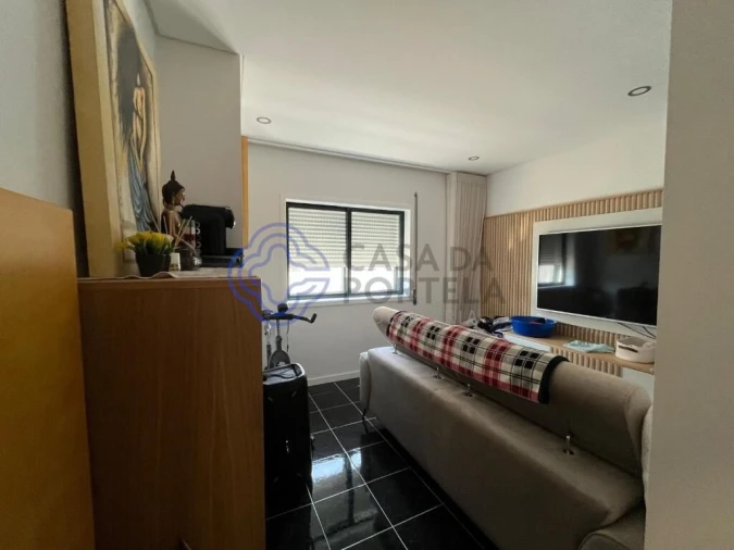 Apartamento T1 para Venda em Gulpilhares e Valadares Foto 2