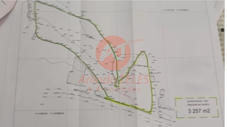 Terreno para Venda em Calheta Foto 2