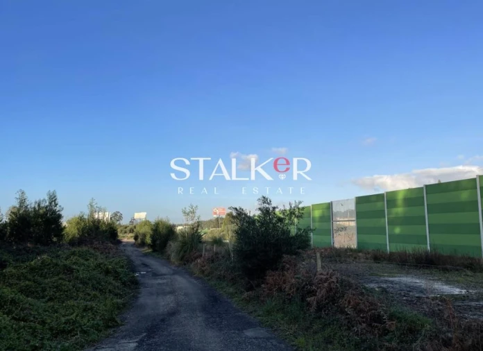 Terreno para Venda em Nogueira da Regedoura Foto 3