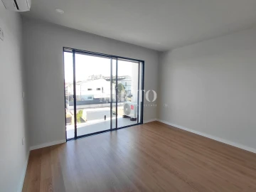 Apartamento T4 para Venda em Arcozelo