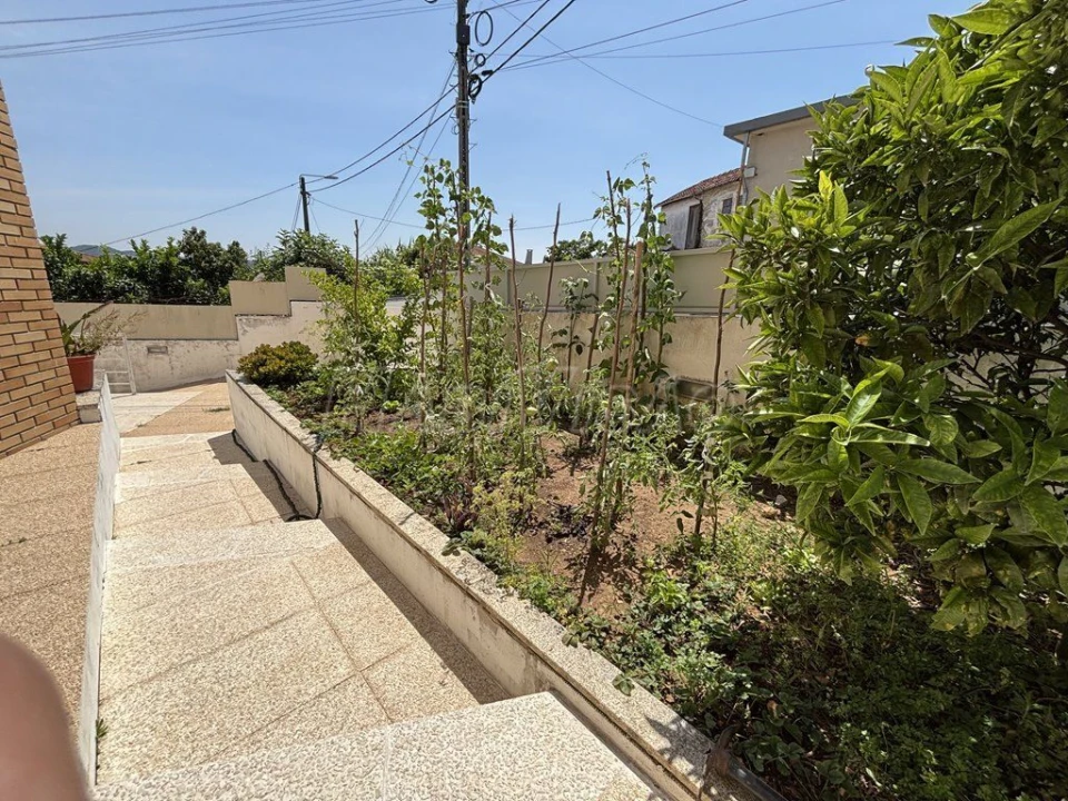 Moradia T2 para Venda em Alfena Foto 1