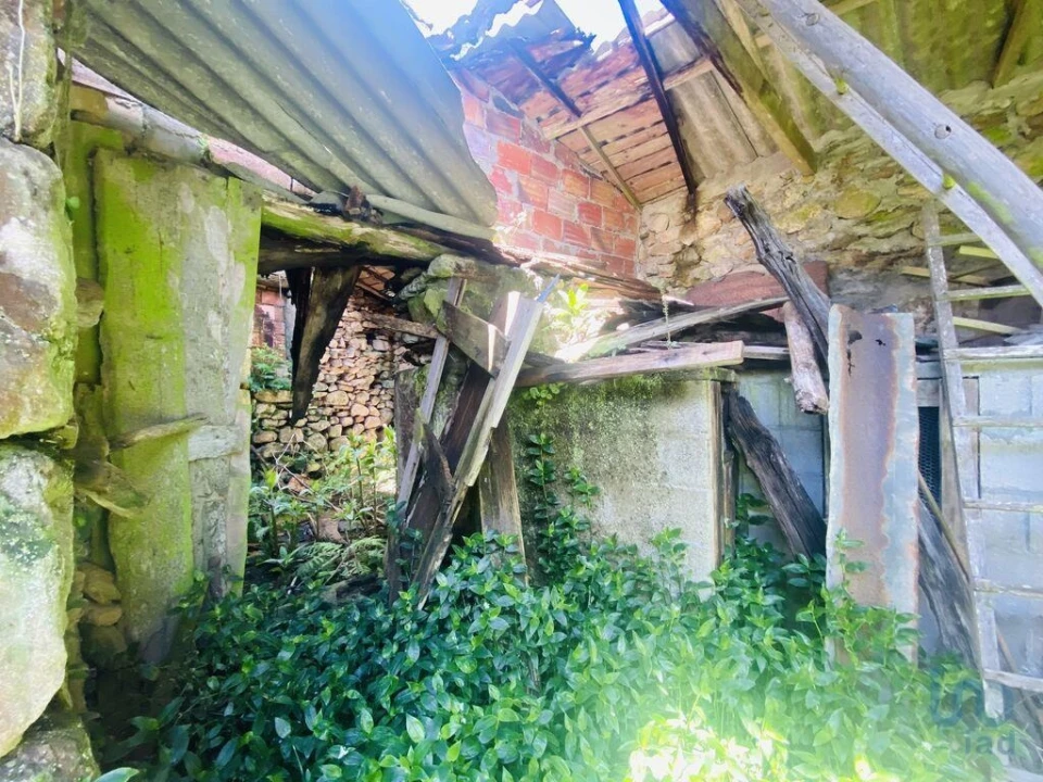 Moradia T6 para Venda em Candemil e Gondar Foto 13