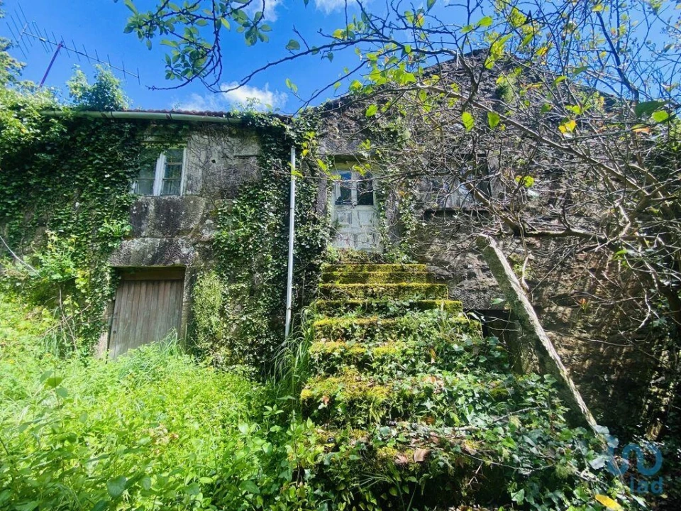 Moradia T6 para Venda em Candemil e Gondar Foto 2