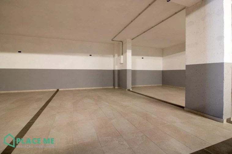 Apartamento T1 para Arrendamento em Azurem Foto 13