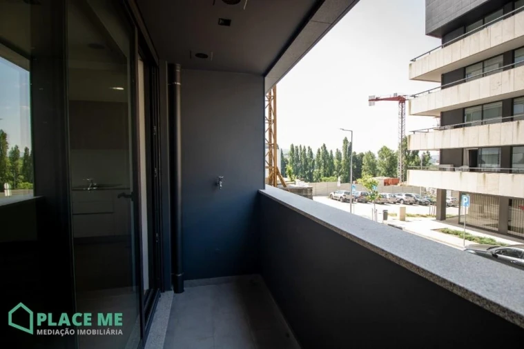 Apartamento T1 para Arrendamento em Azurem Foto 12