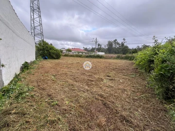 Terreno para Venda em Mazarefes e Vila Fria