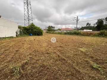 Terreno para Venda em Mazarefes e Vila Fria