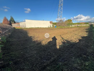 Terreno para Venda em Mazarefes e Vila Fria