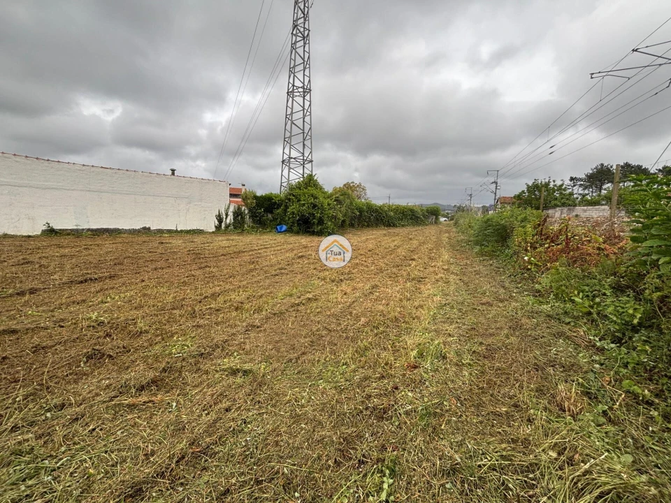 Terreno para Venda em Mazarefes e Vila Fria Foto 7