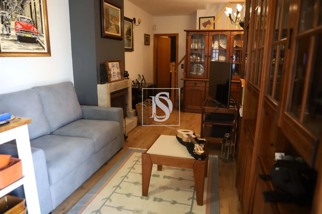 Quinta T3 para Venda em Adorigo Foto 4