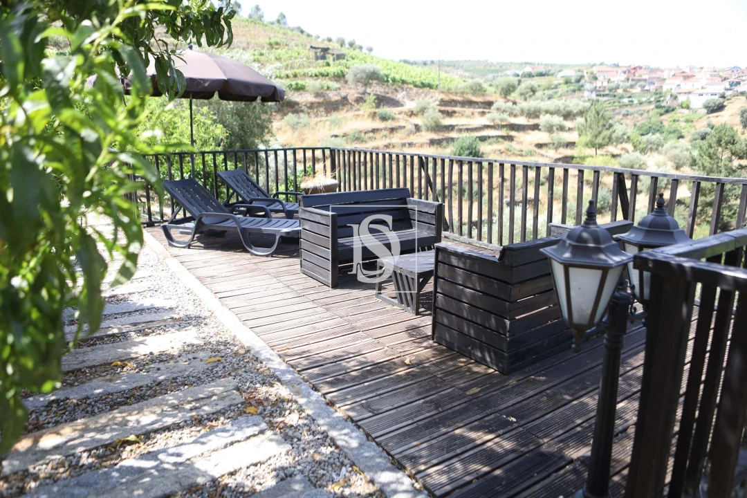 Quinta T3 para Venda em Adorigo Foto 2