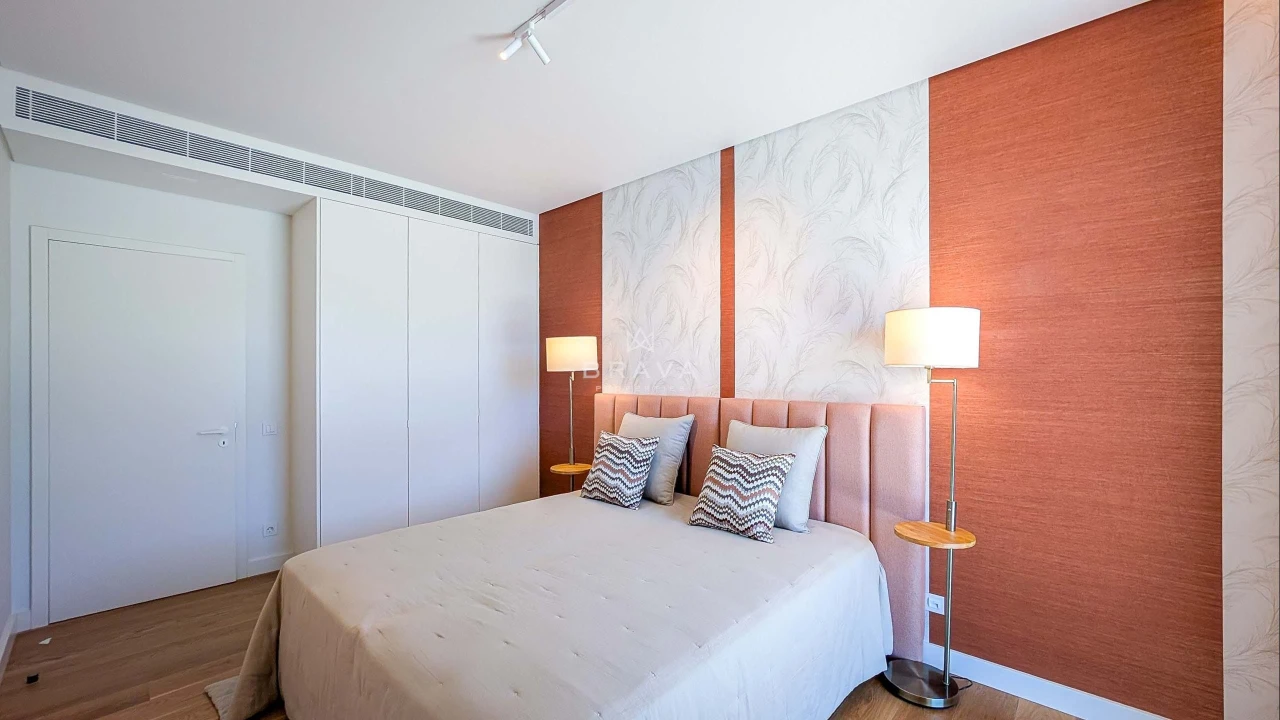 Apartamento T2 para Venda em Quarteira Foto 21