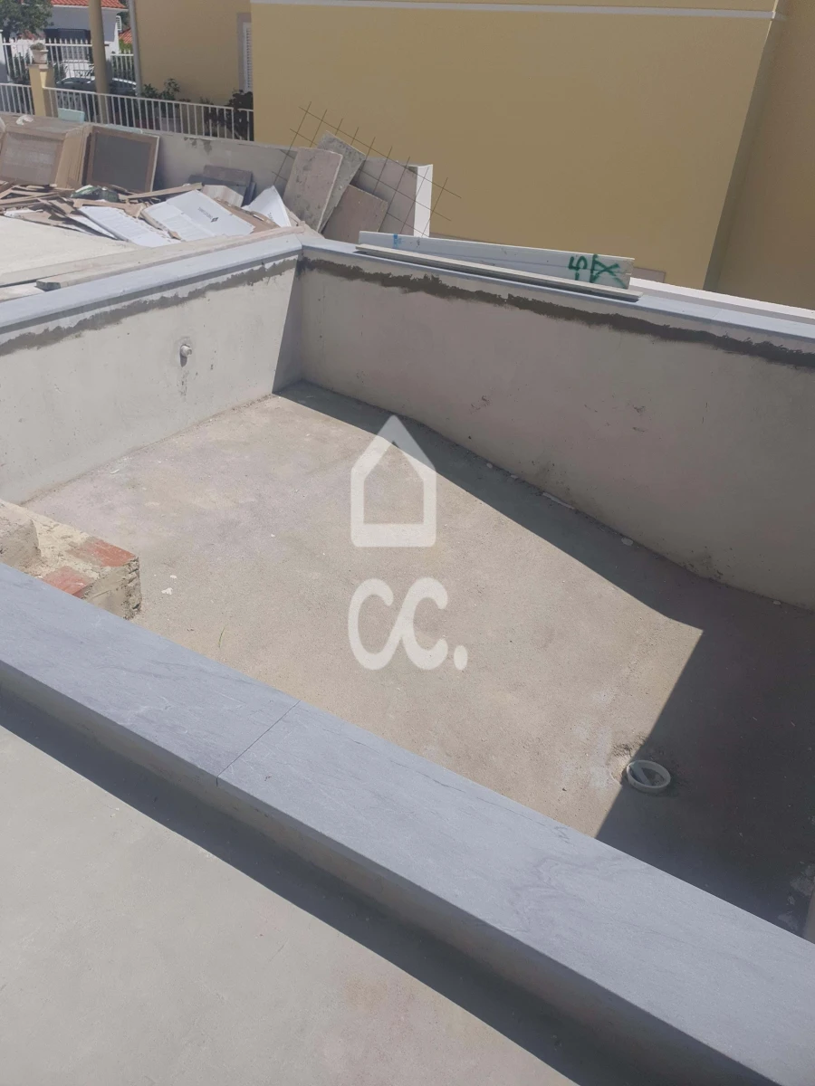 Moradia T4 para Venda em Caparica e Trafaria Foto 18