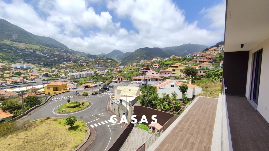 Moradia T4 para Venda em Machico Foto 39