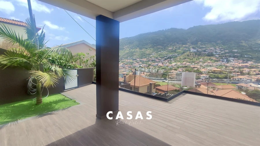 Moradia T4 para Venda em Machico Foto 50