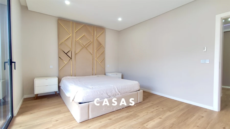 Moradia T4 para Venda em Machico Foto 35