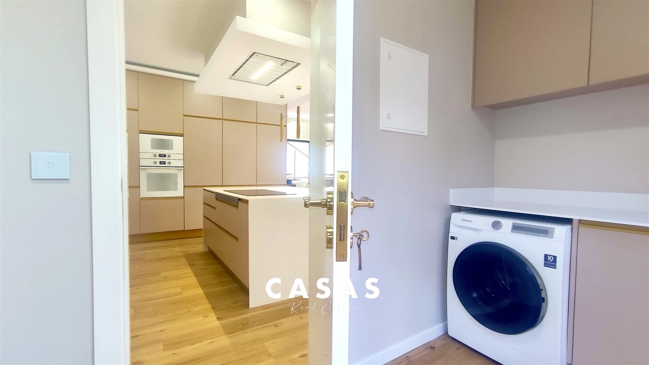 Moradia T4 para Venda em Machico Foto 19