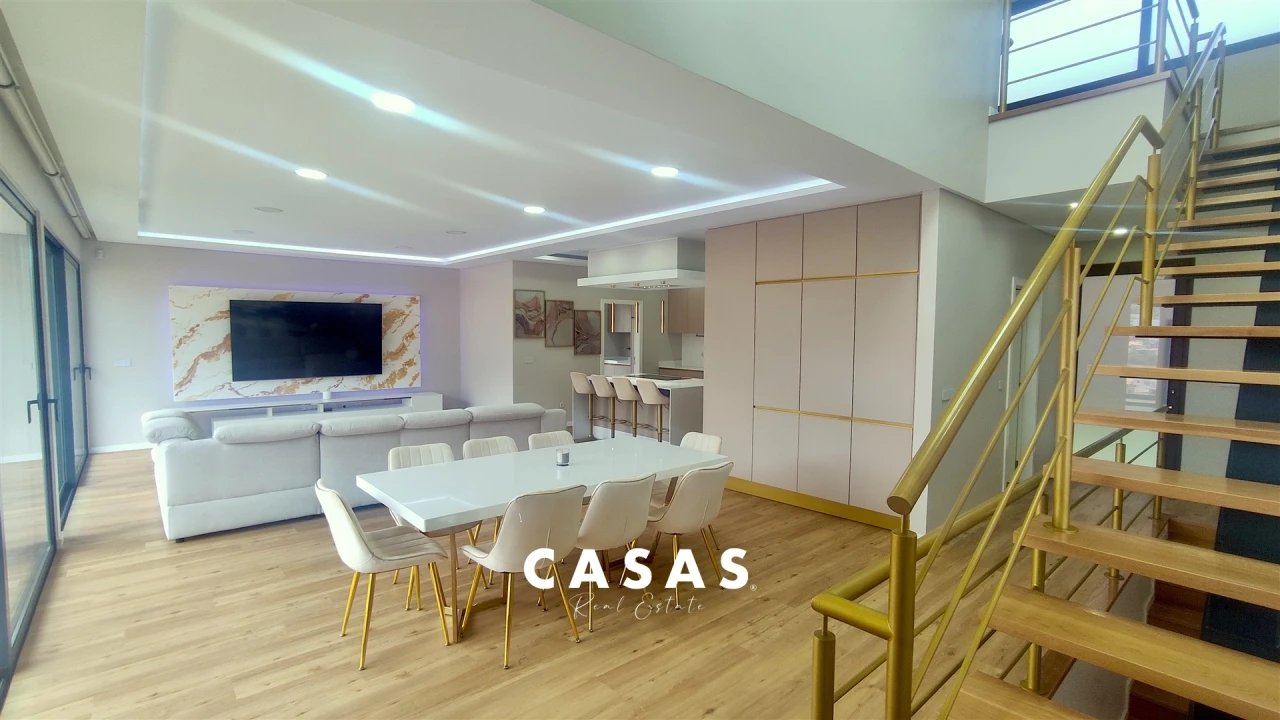 Moradia T4 para Venda em Machico Foto 10