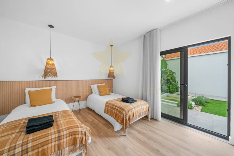 Moradia T4 para Venda em Anta e Guetim Foto 14