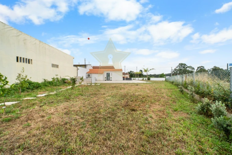 Moradia T4 para Venda em Anta e Guetim Foto 35