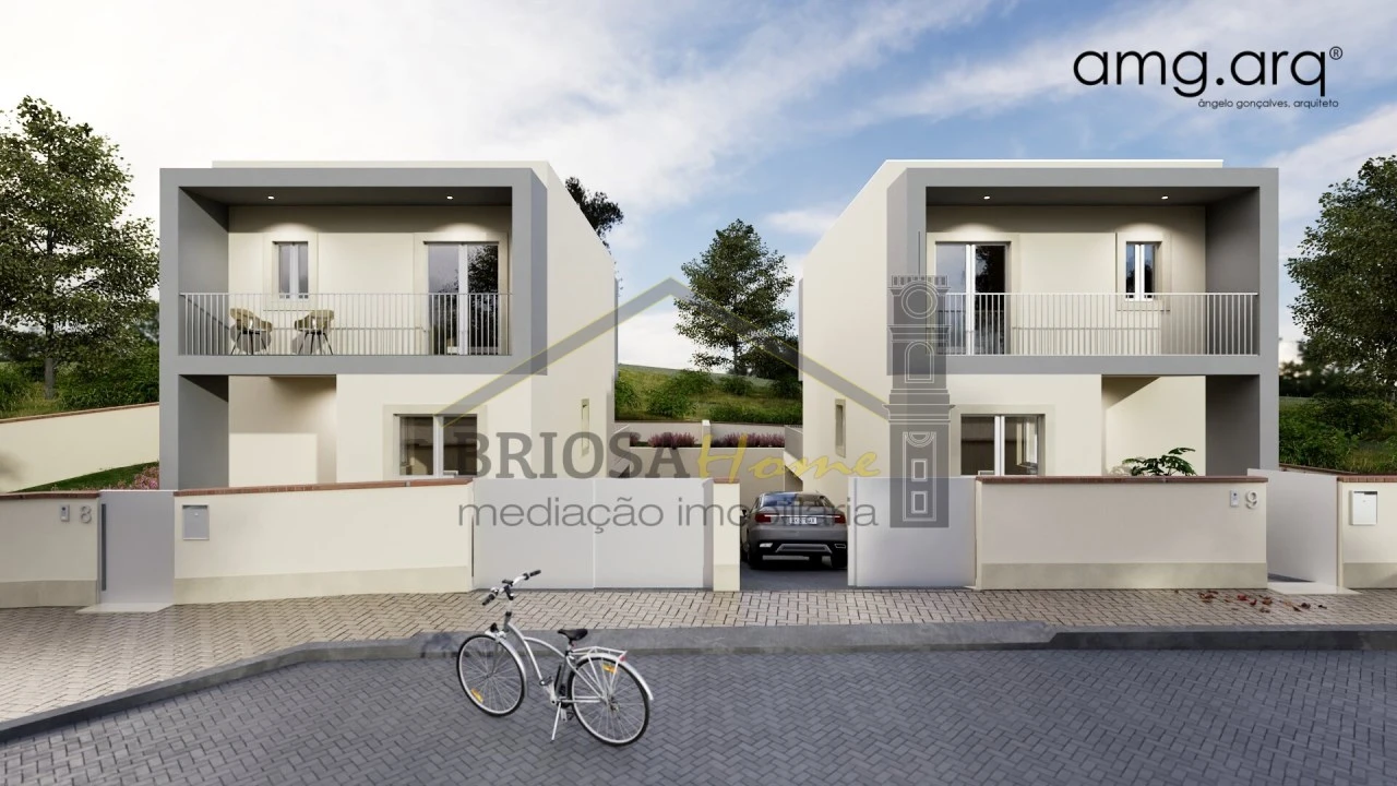 Moradia T4 para Venda em Santa Clara e Castelo Viegas Foto 1